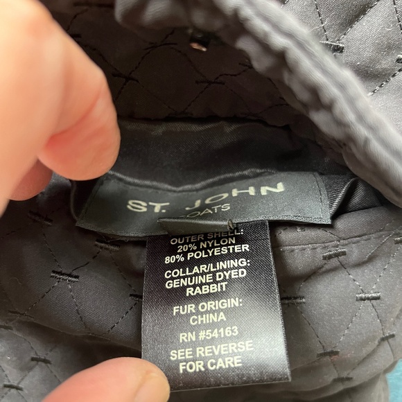 EUC Black Reversible Rabbit Fur Collared Vest Small - Picture 4 of 8